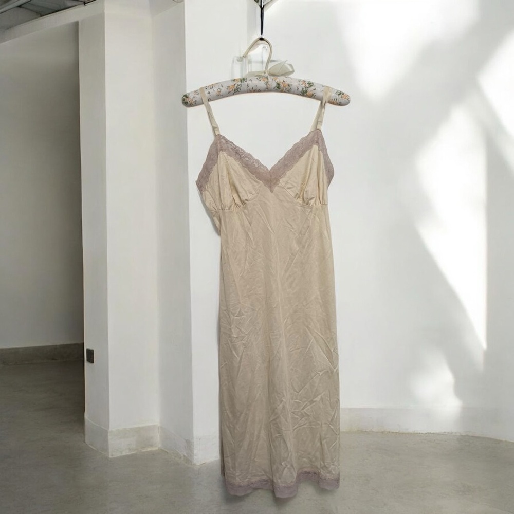 Vintage Elegant Cream Lace Trim Slip Dress Cottagecore coquette S